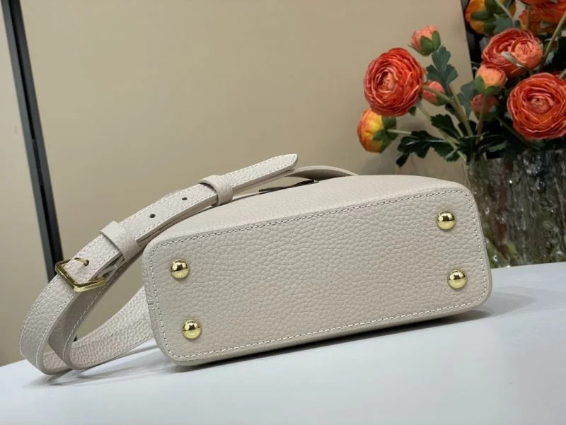 Louis Vuitton Capucines BB Bags Cozy 40587
