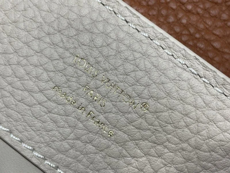 Functional Louis Vuitton Capucines BB Bags 40582