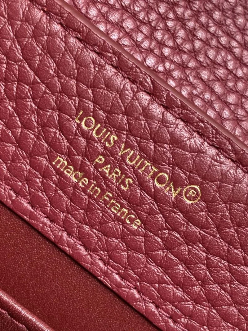 FlexibleFit Louis Vuitton Capucines BB Bags 40597