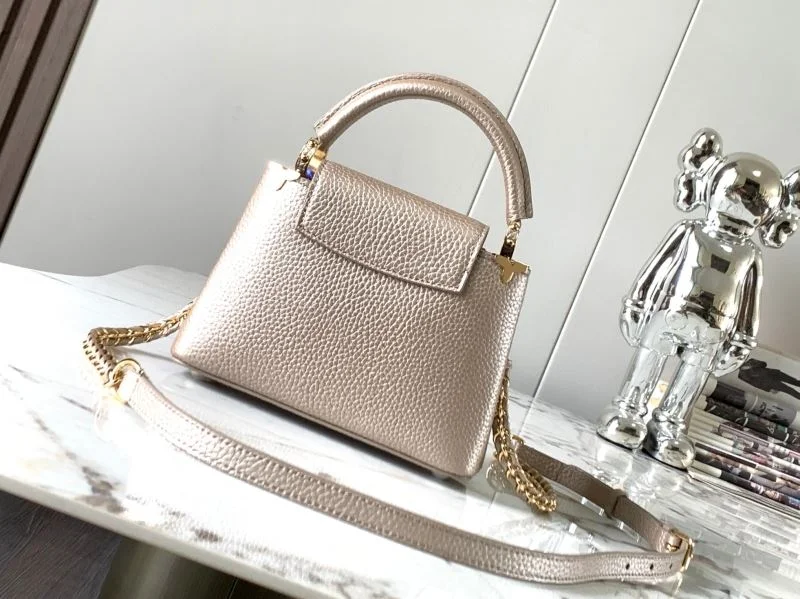 UrbanChic Louis Vuitton Capucines BB Bags 40596