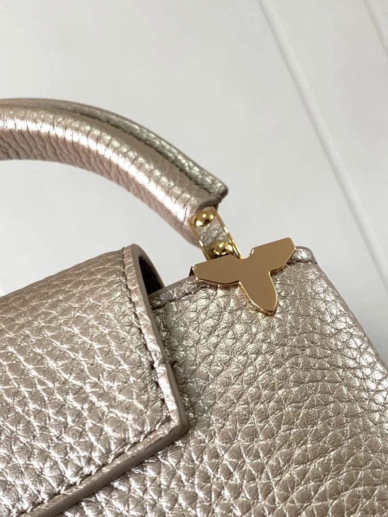 UrbanChic Louis Vuitton Capucines BB Bags 40596