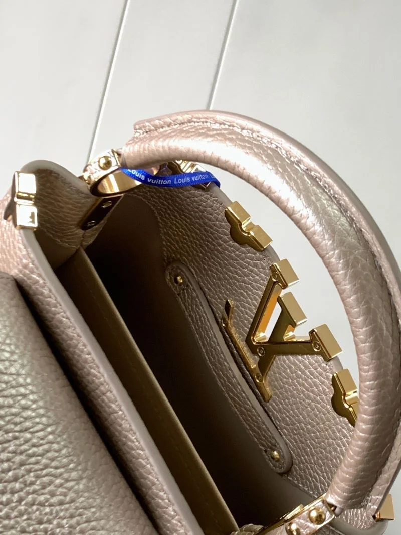 UrbanChic Louis Vuitton Capucines BB Bags 40596