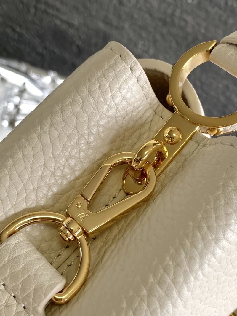 Louis Vuitton Capucines BB Bags Comfortable 40595