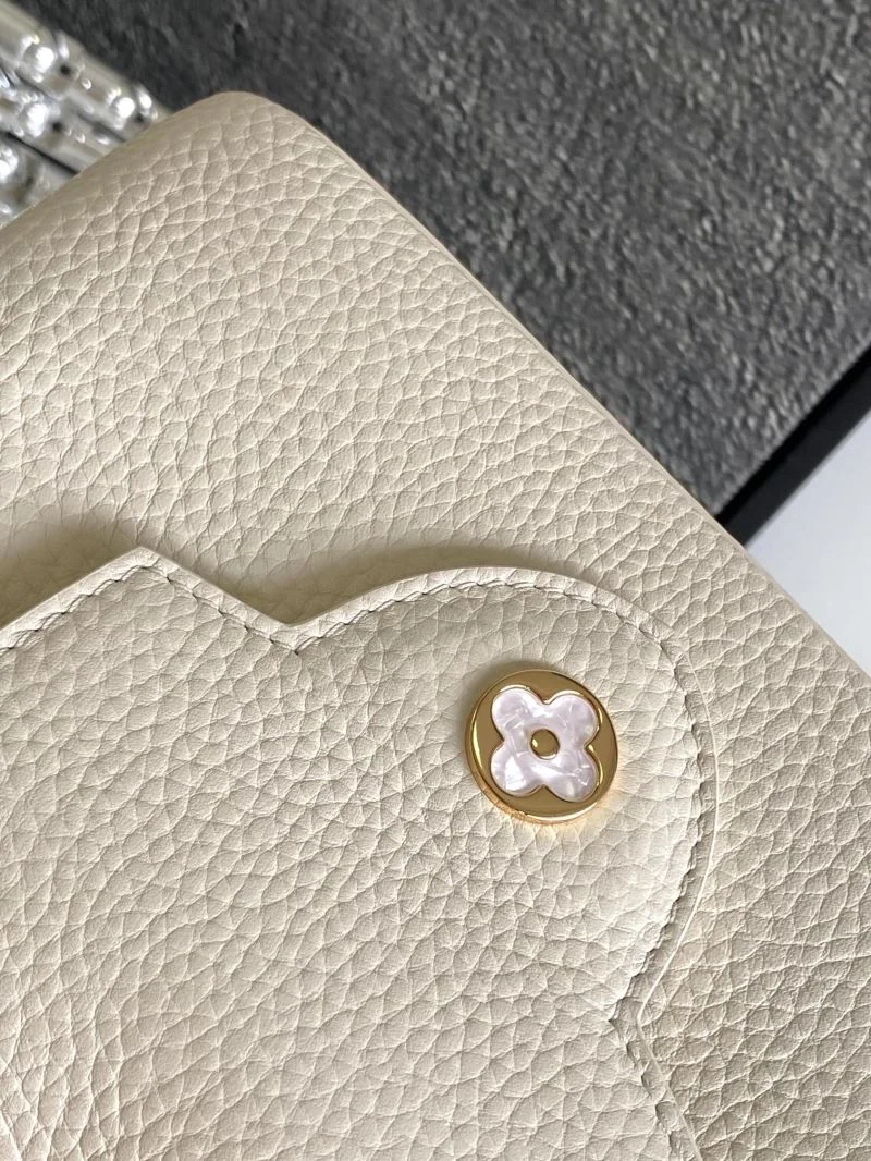 Louis Vuitton Capucines BB Bags Comfortable 40595