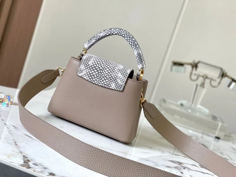 Attractive Louis Vuitton Capucines BB Bags 40101
