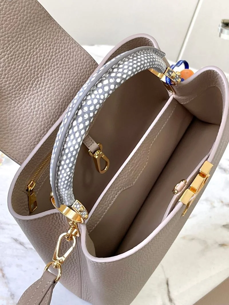Louis Vuitton Capucines BB Bags ModernLook 40131