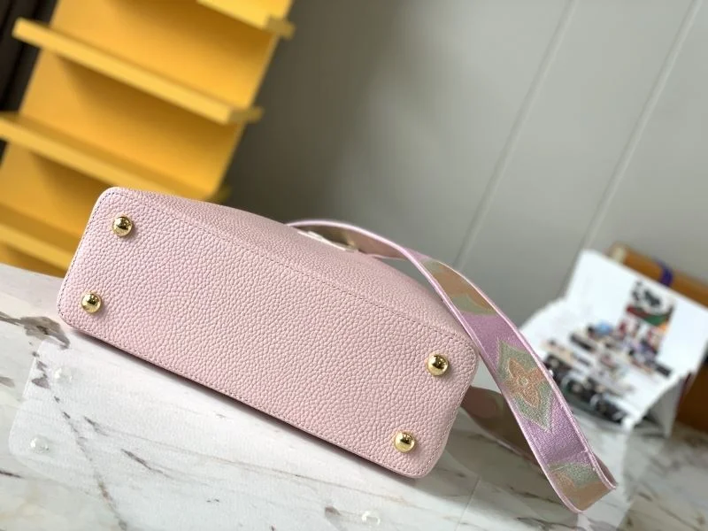 FlexibleFit Louis Vuitton Capucines BB Bags 40082