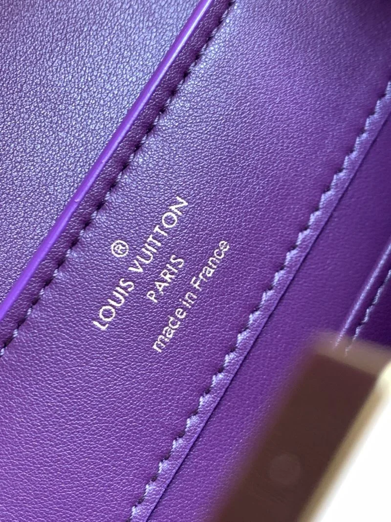 Louis Vuitton Capucines BB Bags Premium 40094