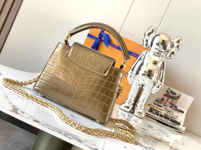 ComfortFit Louis Vuitton Capucines BB Bags 40077