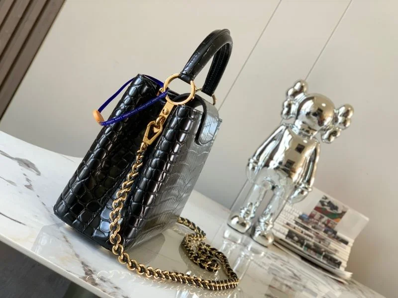 Louis Vuitton Capucines BB Bags Sleek 40079
