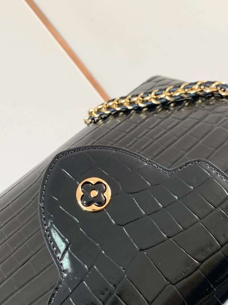 Louis Vuitton Capucines BB Bags Sleek 40079