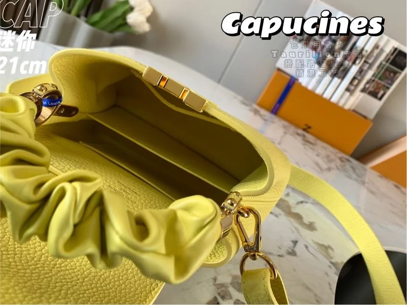 Soft Louis Vuitton Capucines BB Bags 40123