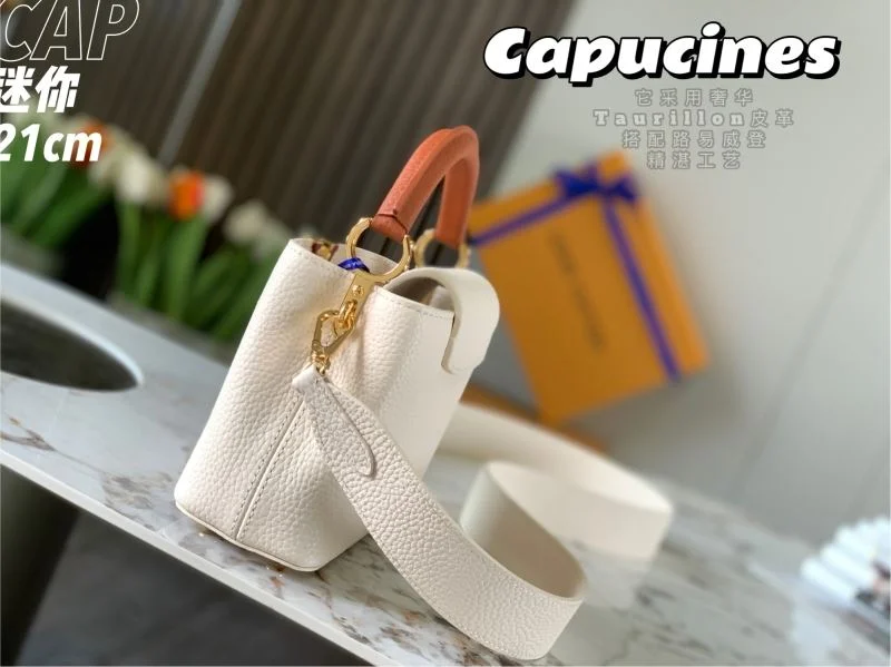 WellDesigned Louis Vuitton Capucines BB Bags 40087