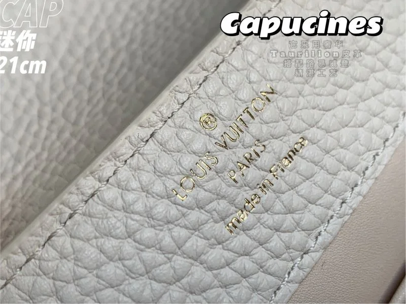WellDesigned Louis Vuitton Capucines BB Bags 40087