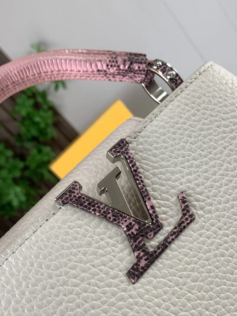 Louis Vuitton Capucines BB Bags Lightweight 40162