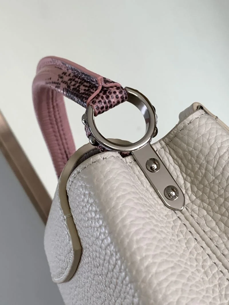 Louis Vuitton Capucines BB Bags Lightweight 40162