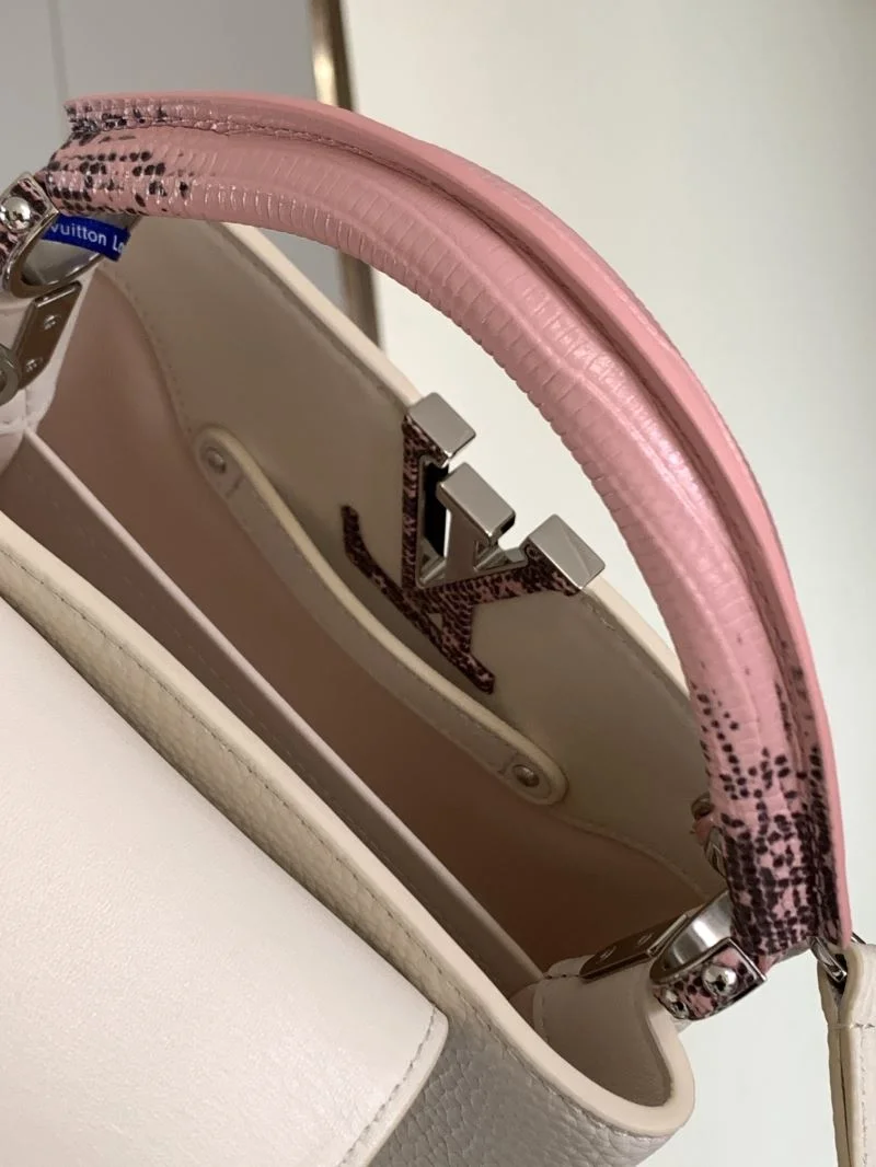 Louis Vuitton Capucines BB Bags Lightweight 40162