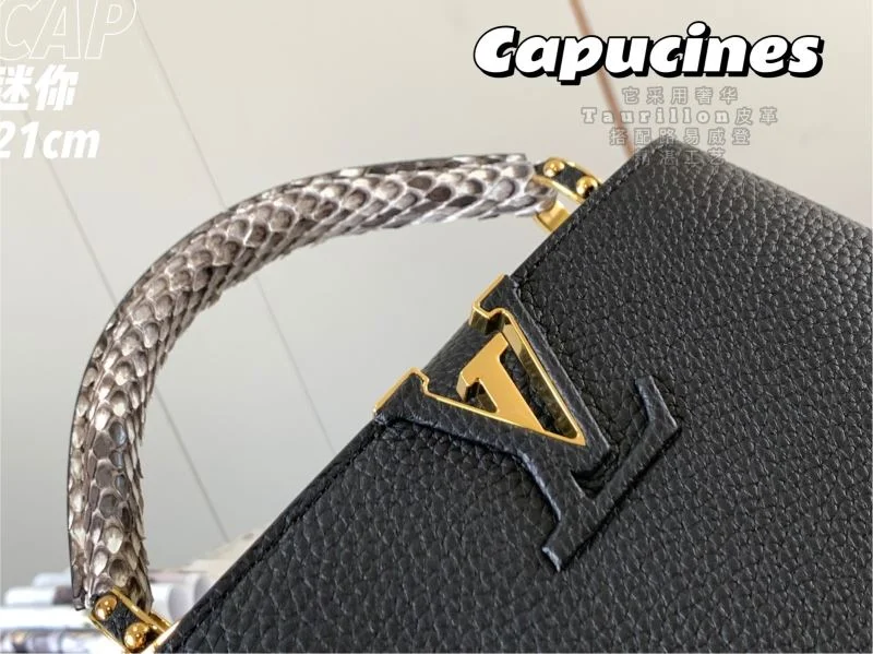 Comfortable Louis Vuitton Capucines BB Bags 40070