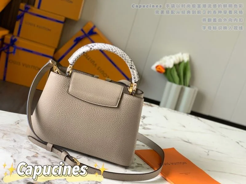 Fashionable Louis Vuitton Capucines BB Bags 40068