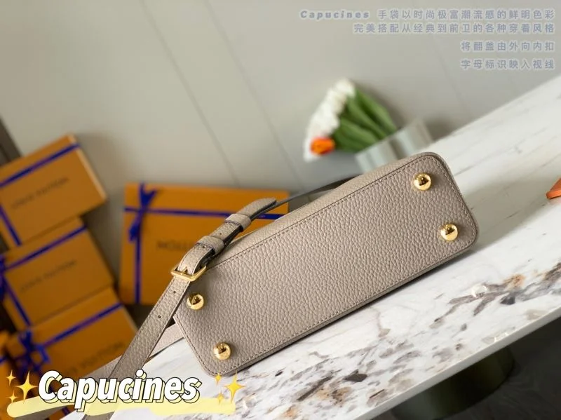 Fashionable Louis Vuitton Capucines BB Bags 40068