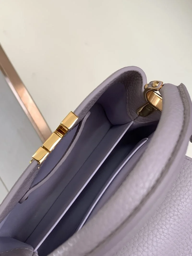 SoftTouch Louis Vuitton Capucines BB Bags 40095