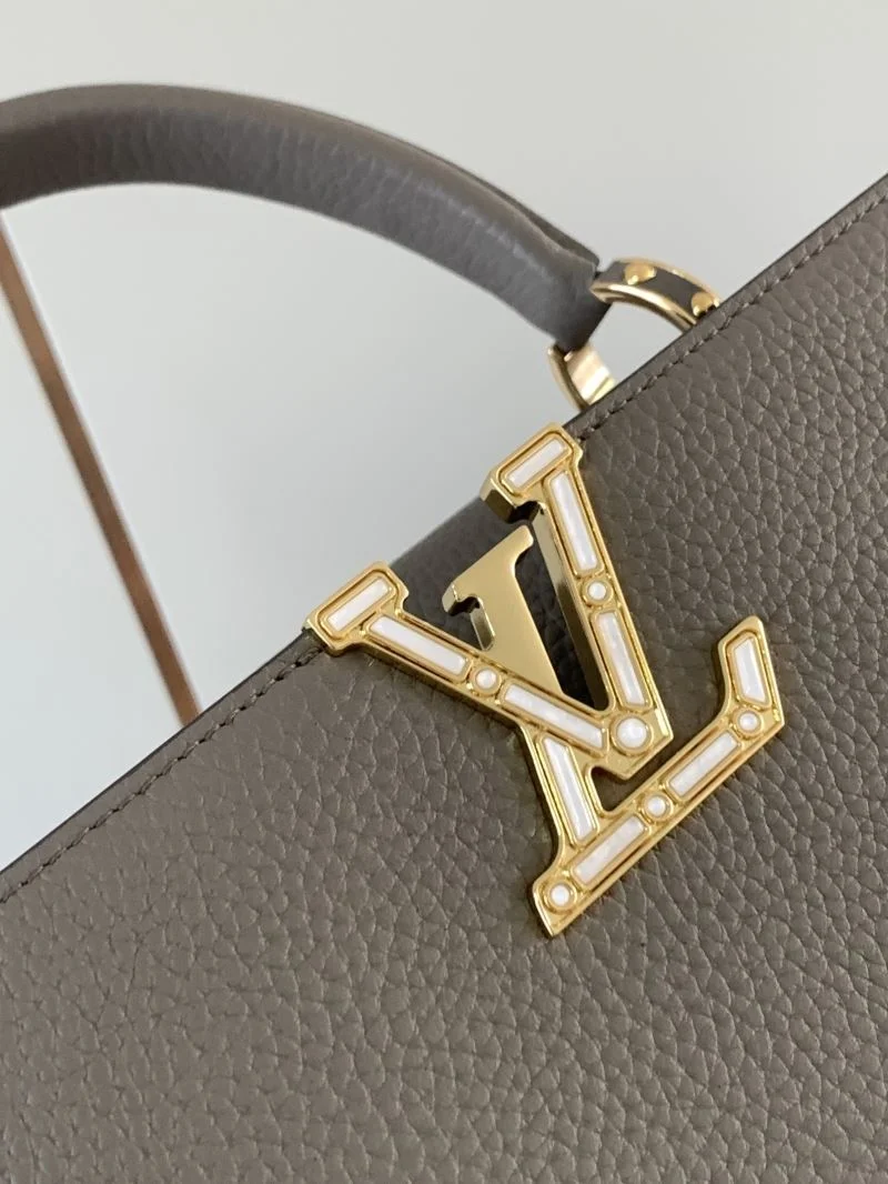 StreetReady Louis Vuitton Capucines BB Bags 40042