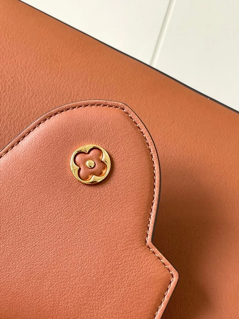 Sophisticated Louis Vuitton Capucines BB Bags 40046