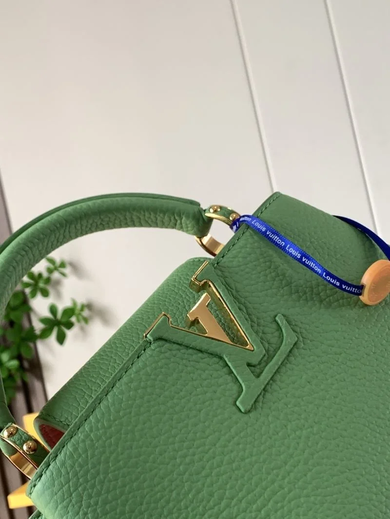 TopPick Louis Vuitton Capucines BB Bags 40039