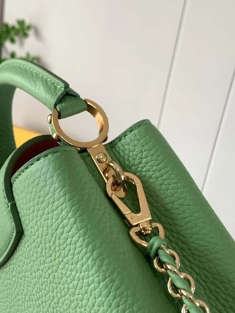 TopPick Louis Vuitton Capucines BB Bags 40039