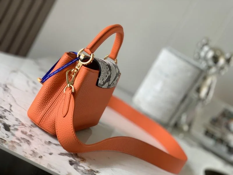 Neat Louis Vuitton Capucines BB Bags 40029