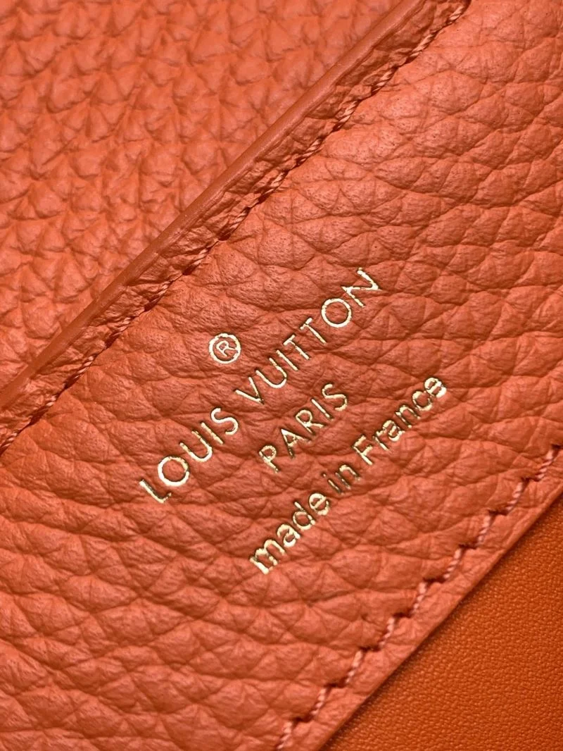Neat Louis Vuitton Capucines BB Bags 40029