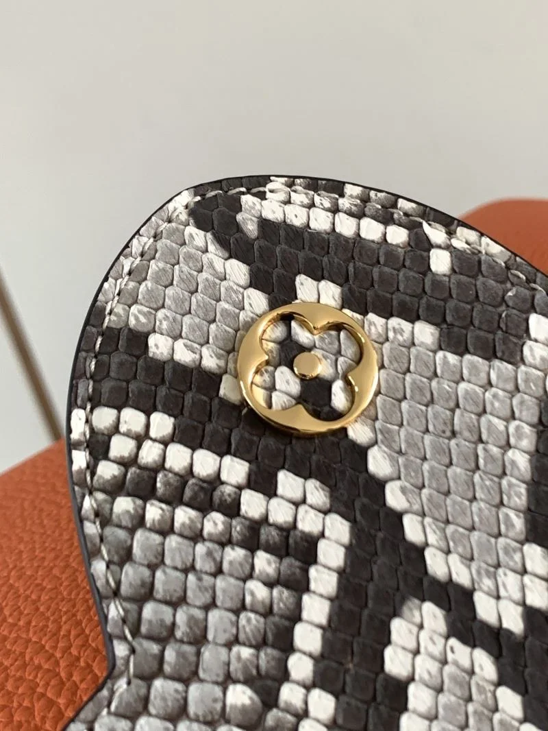 Upgraded Louis Vuitton Capucines BB Bags 40028