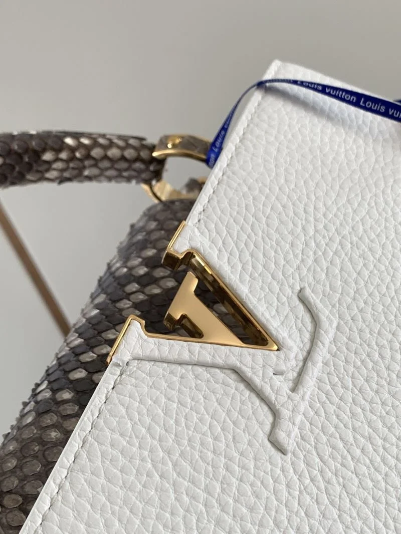 Louis Vuitton Capucines BB Bags QuickDry 40021
