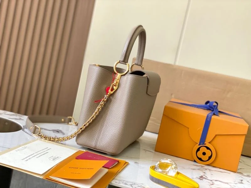 Lightweight Louis Vuitton Capucines BB Bags 40025