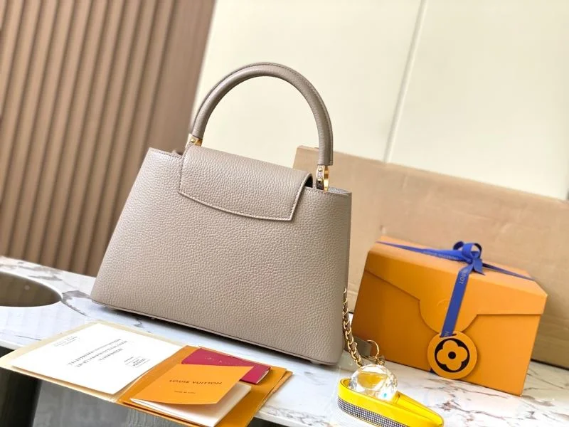 Lightweight Louis Vuitton Capucines BB Bags 40025