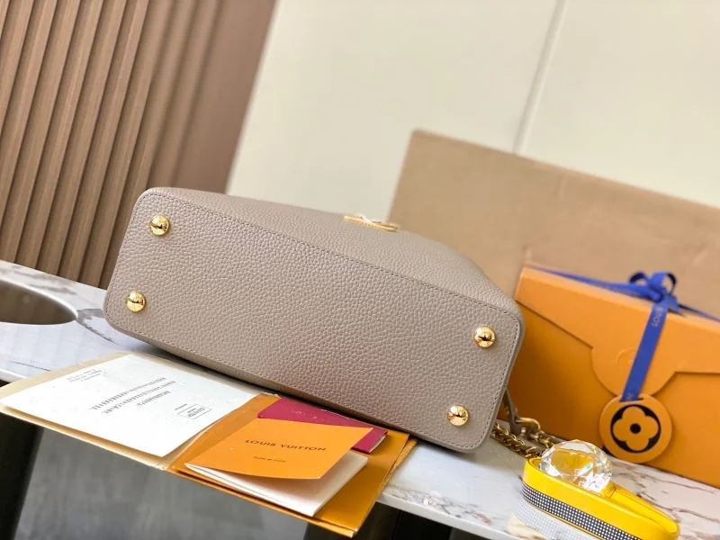 Lightweight Louis Vuitton Capucines BB Bags 40025
