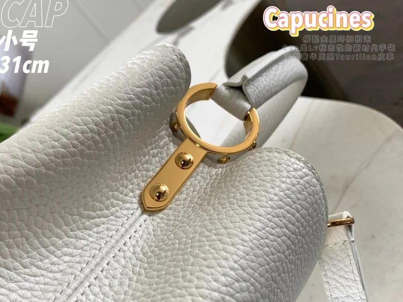 Functional Louis Vuitton Capucines BB Bags 40044