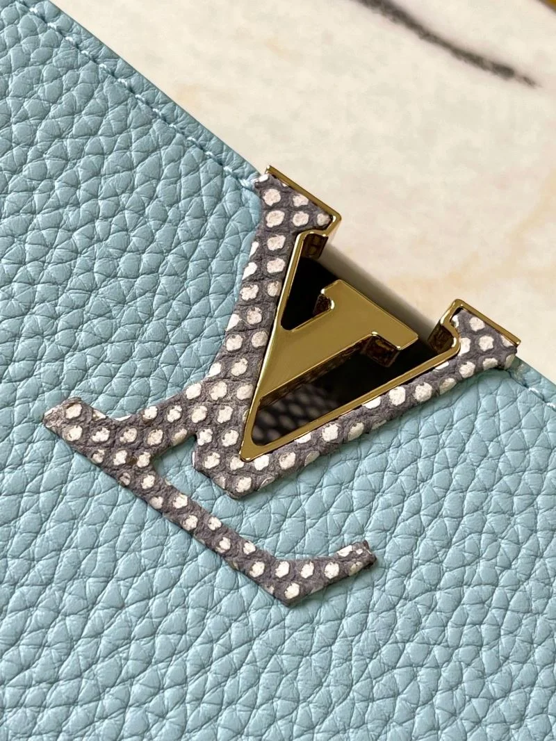 Packable Louis Vuitton Capucines BB Bags 40007