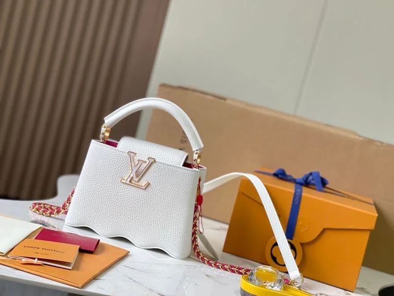 Premium Louis Vuitton Capucines BB Bags 40012