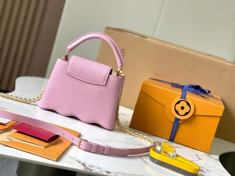 TimelessDesign Louis Vuitton Capucines BB Bags 40005