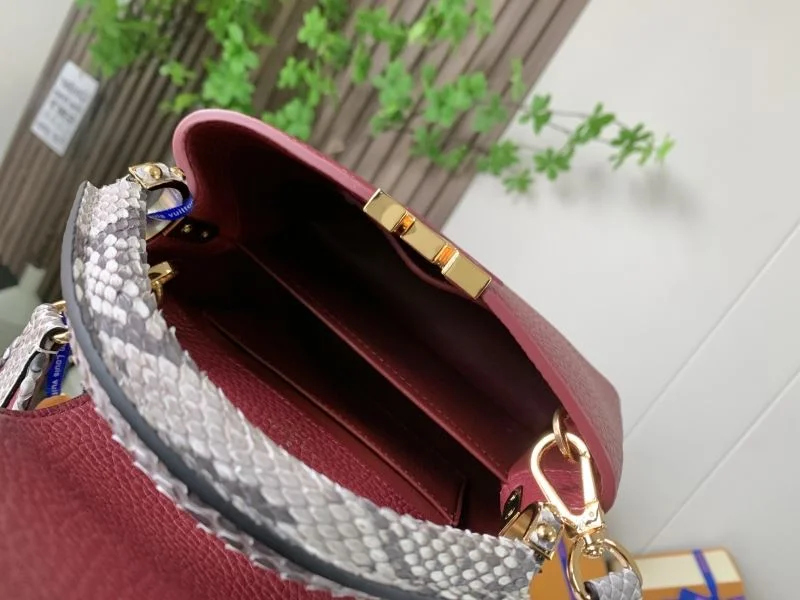Louis Vuitton Capucines BB Bags QuickDry 40002