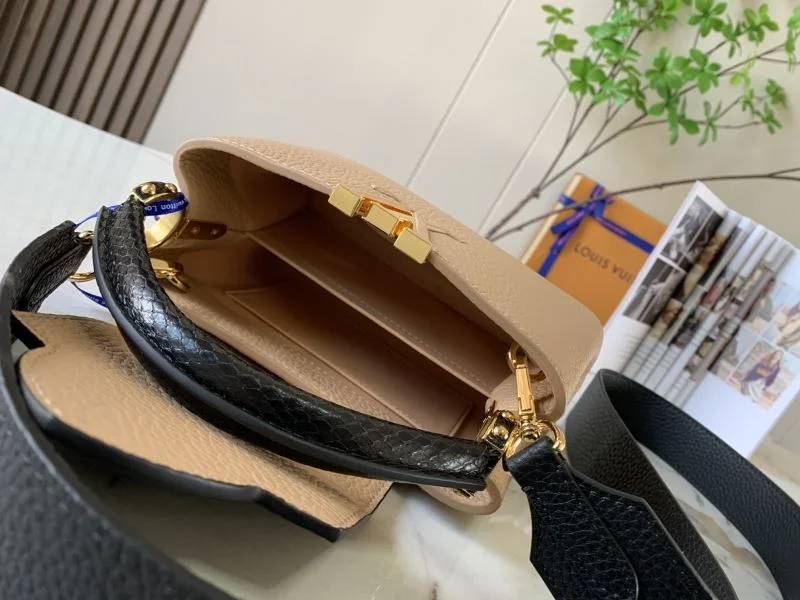 Reliable Louis Vuitton Capucines BB Bags 40037