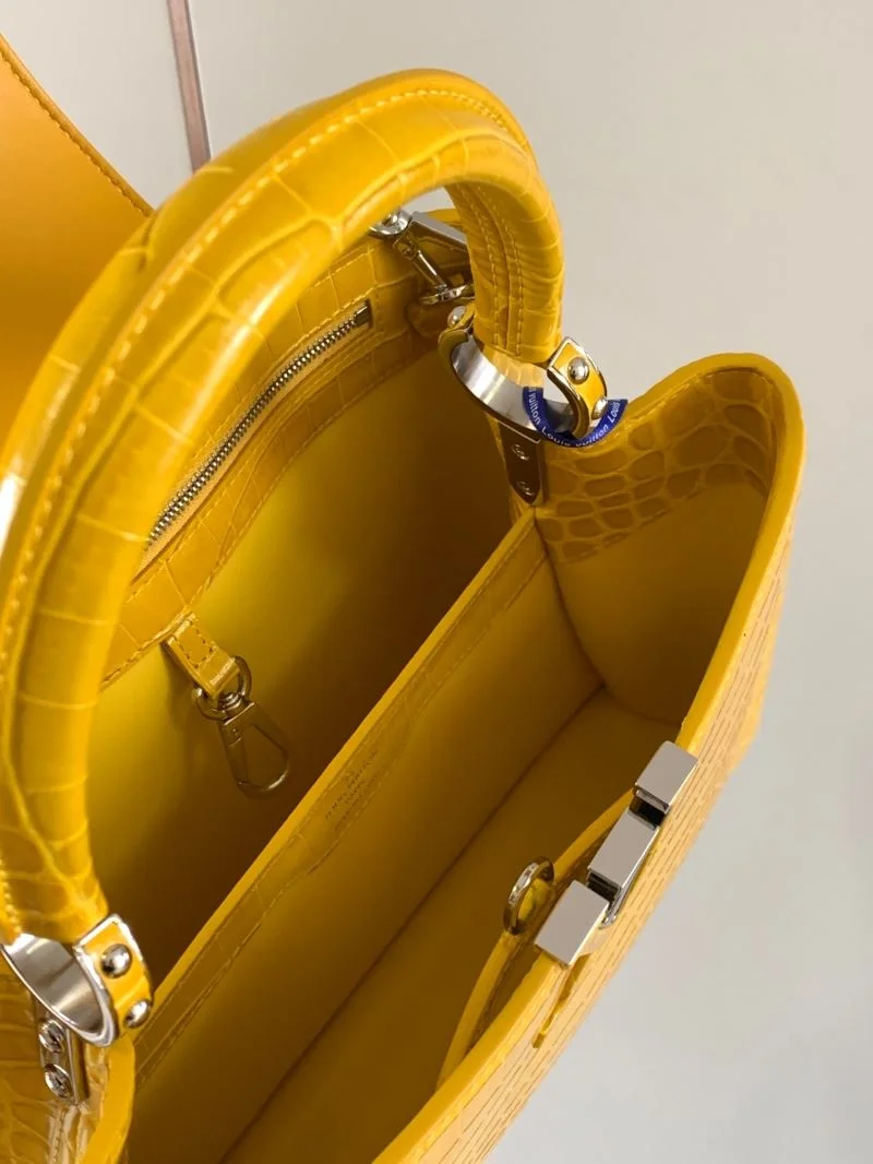Stylish Louis Vuitton Capucines BB Bags 40033