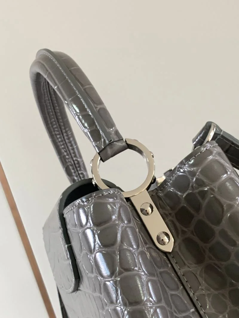Affordable Louis Vuitton Capucines BB Bags 40032