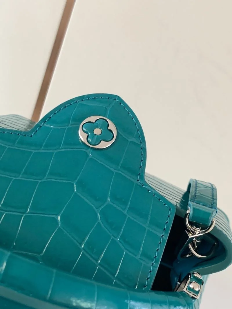 Trendy Louis Vuitton Capucines BB Bags 39977