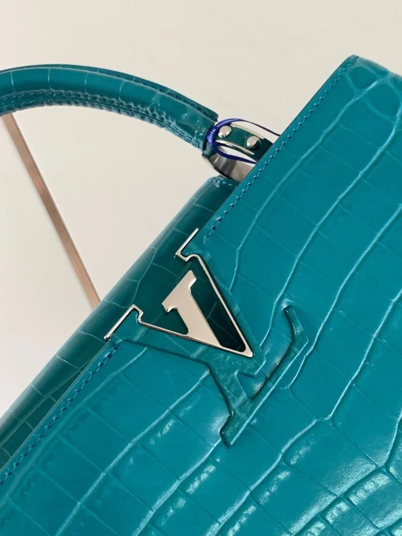 WrinkleFree Louis Vuitton Capucines BB Bags 39980