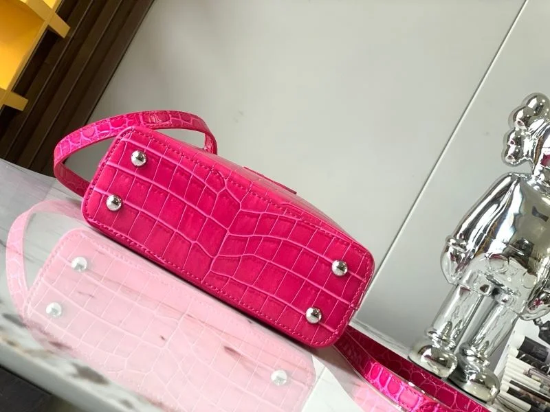 Louis Vuitton Capucines BB Bags Versatile 40030