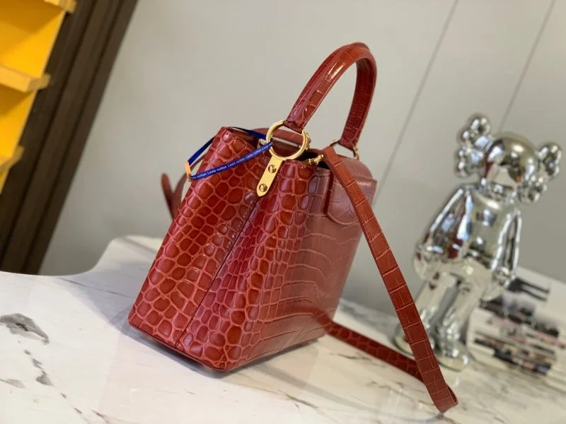 Cozy Louis Vuitton Capucines BB Bags 40034