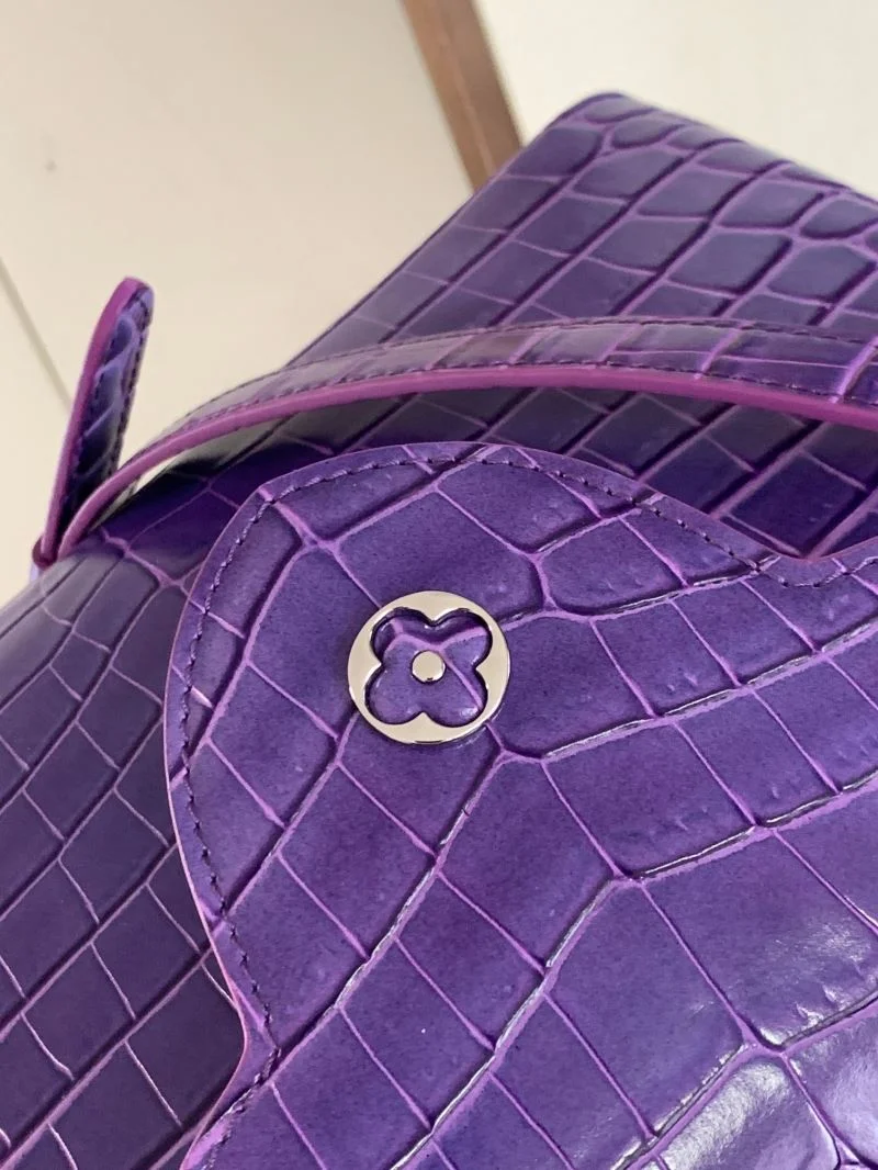 Affordable Louis Vuitton Capucines BB Bags 39976