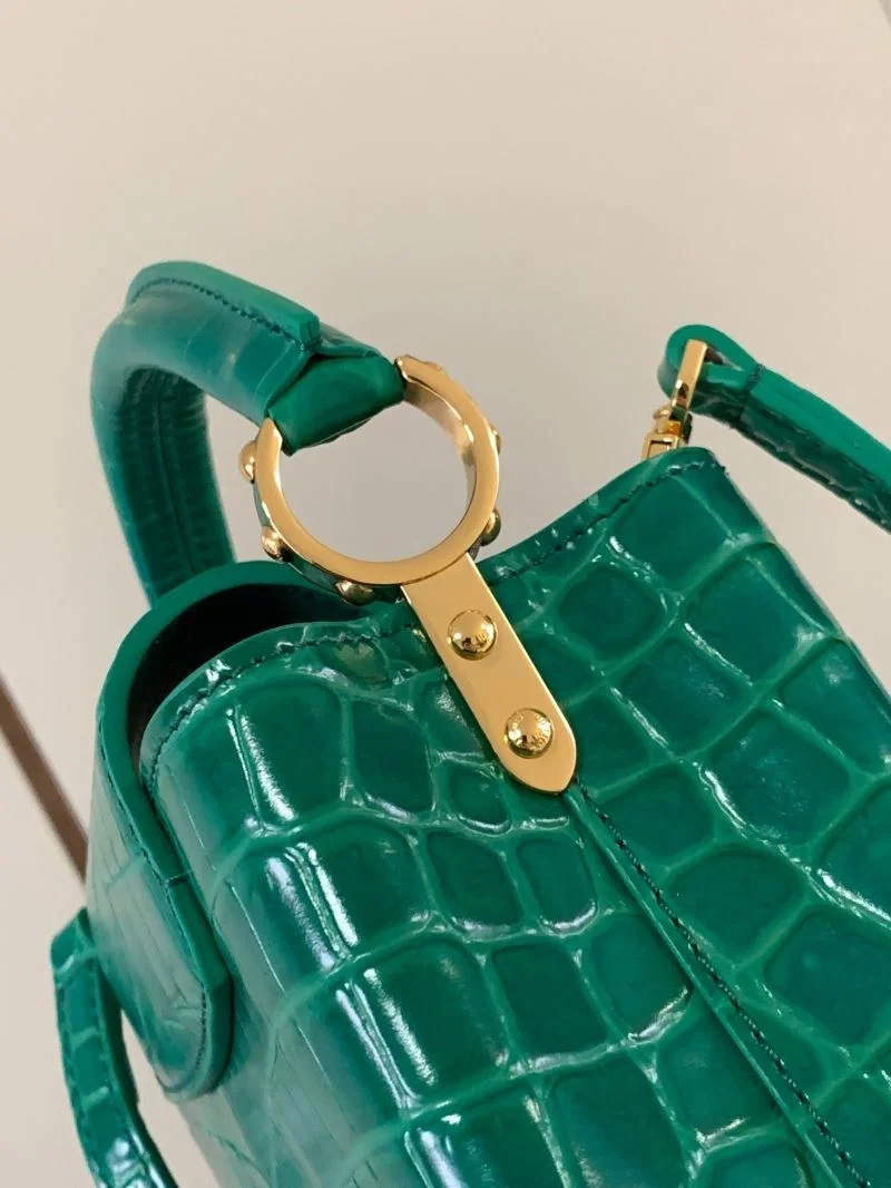 Efficient Louis Vuitton Capucines BB Bags 39975